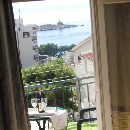Dobre Apartment *