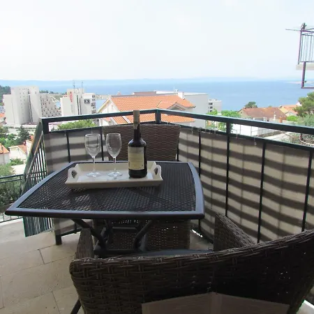 Dobre Apartment