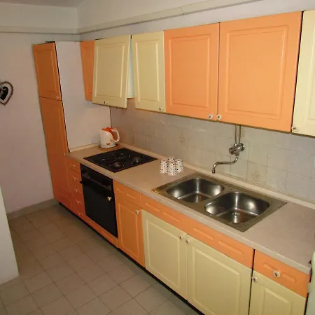Dobre Apartment Makarska